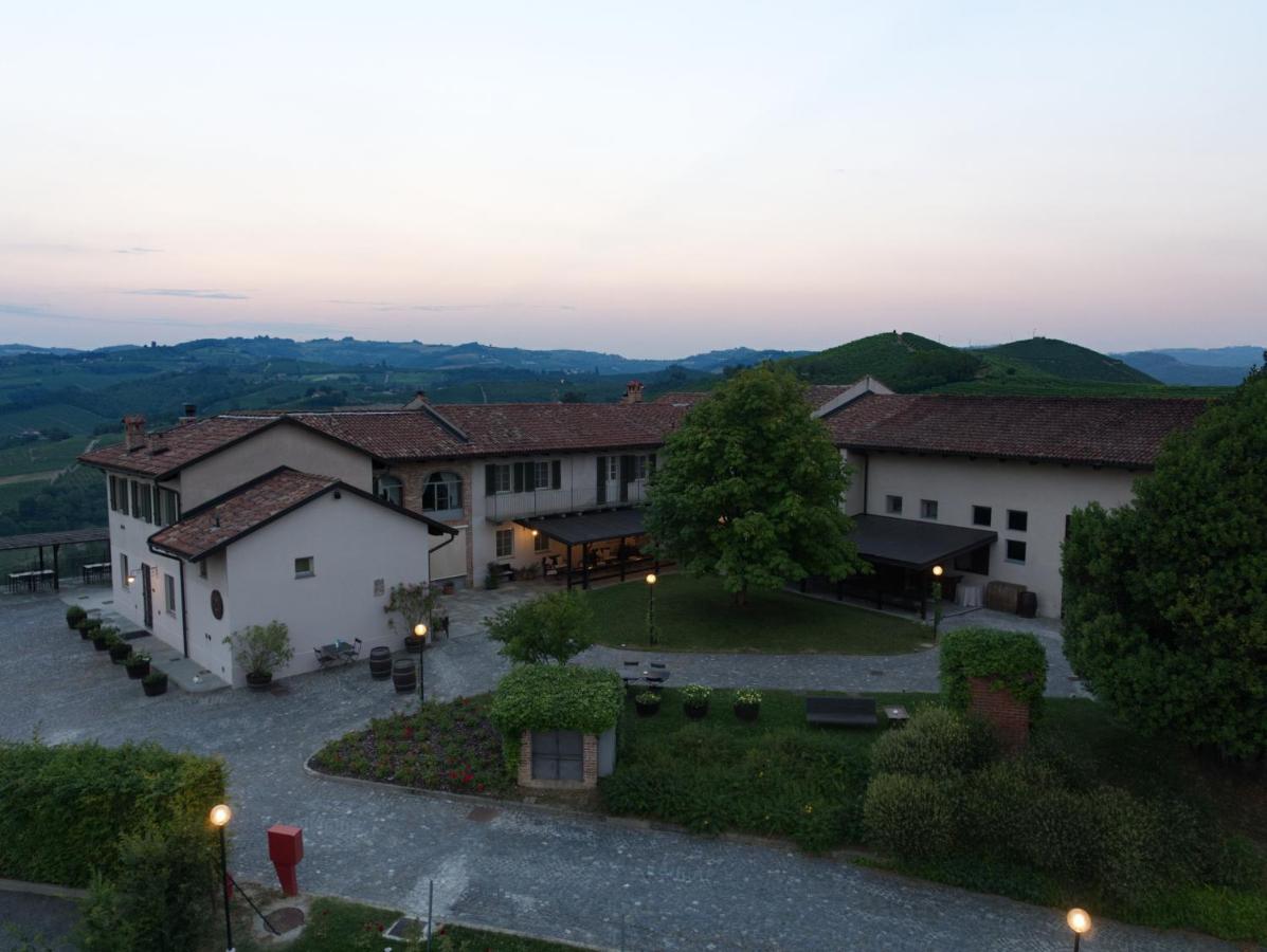 Locanda Del Pilone Alba  Bagian luar foto